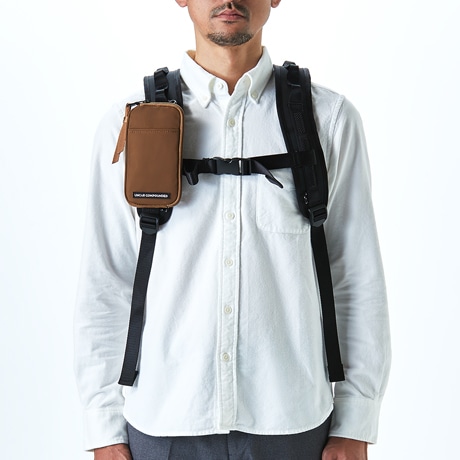 バックパックのショルダーストラップに装着